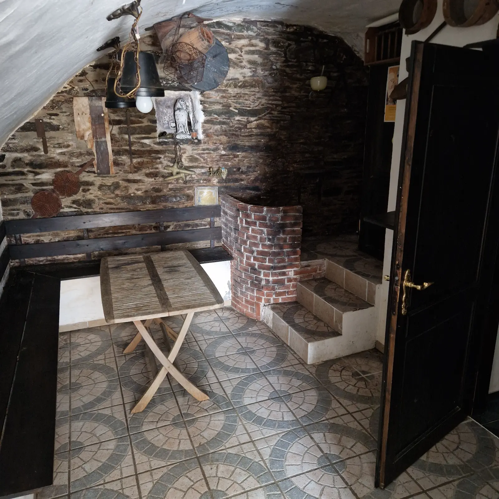 Weitere Ansicht im Alten Spukhaus